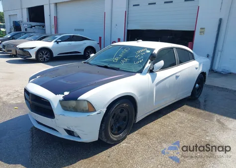2012 Dodge Charger Police z USA, uszkodzony, nr VIN 2C3CDXAT8CH205007